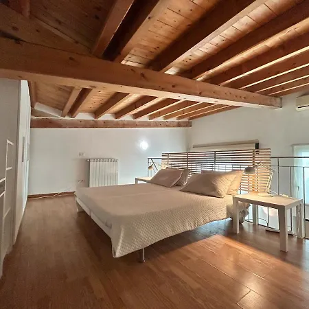 Castelli Loft #7 Milano